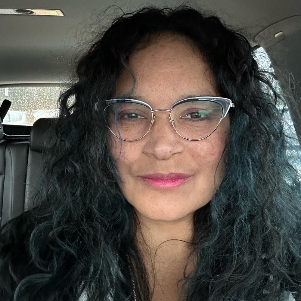 Meet your Posher, Toya